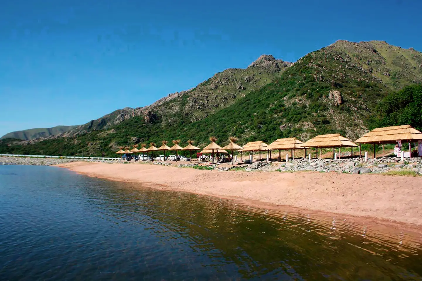 dique-piscu-yaco-playa