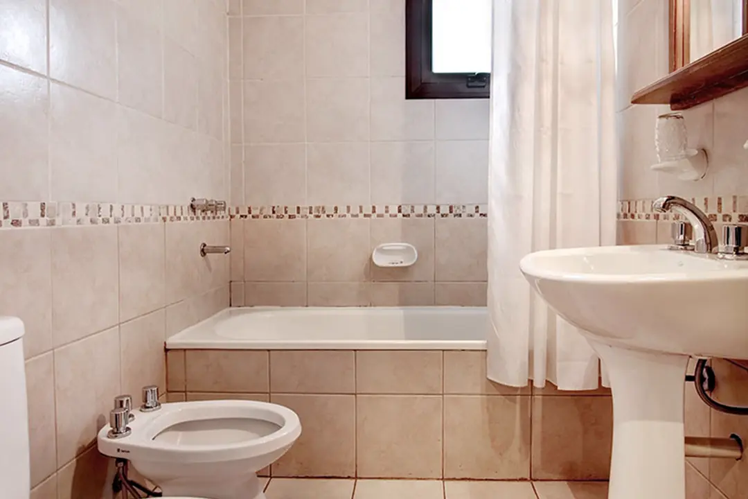 hotel-cambria-baño
