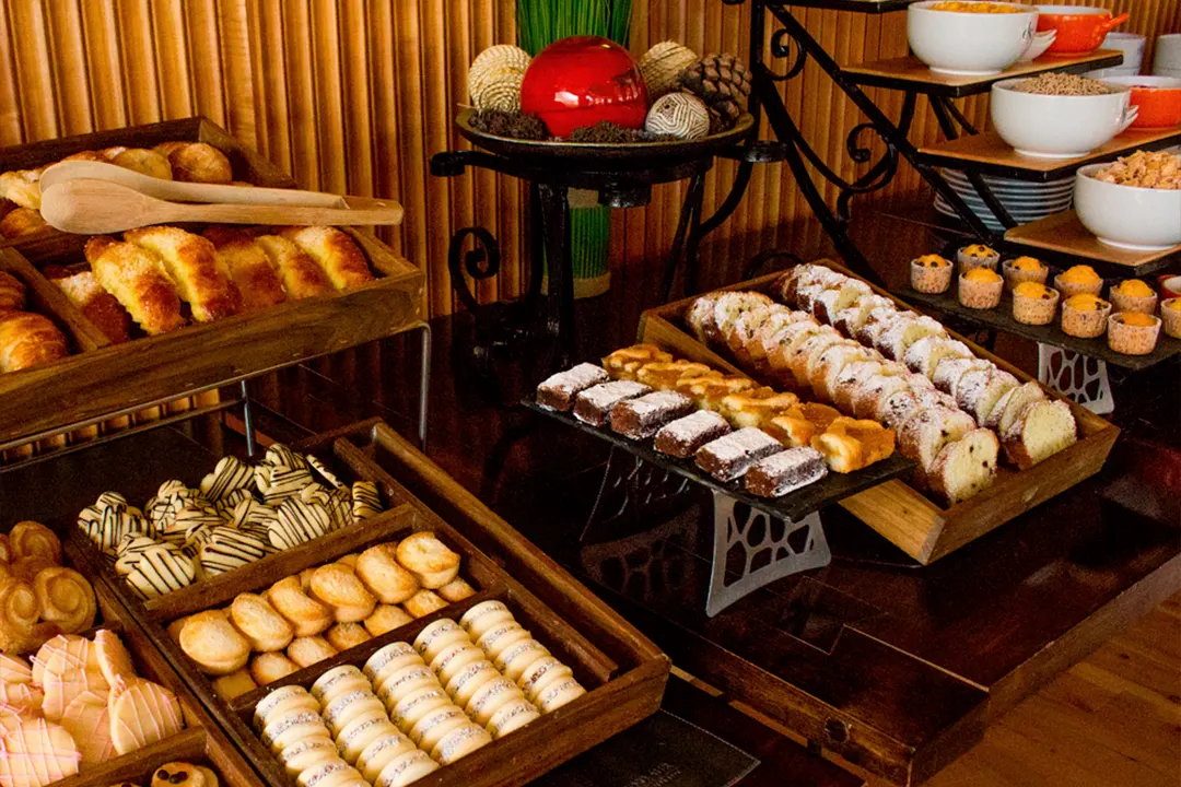 hotel-destino-sur-desayuno