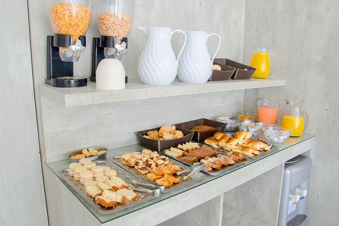 hotel-kings-desayuno