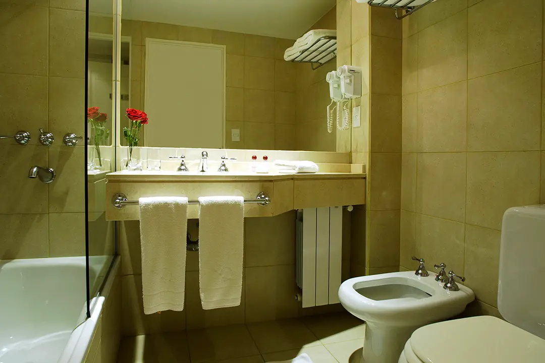 hotel-mil810-ushuaia-baño