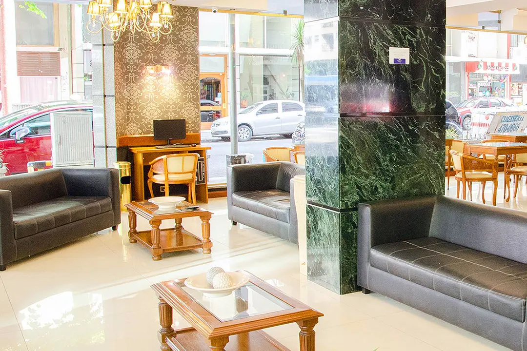 hotel-valles-mar-del-plata-hall