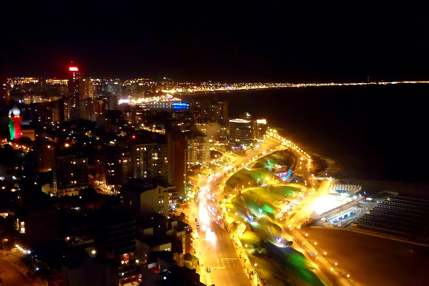 mar-del-plata-city-nocturno-aerea1