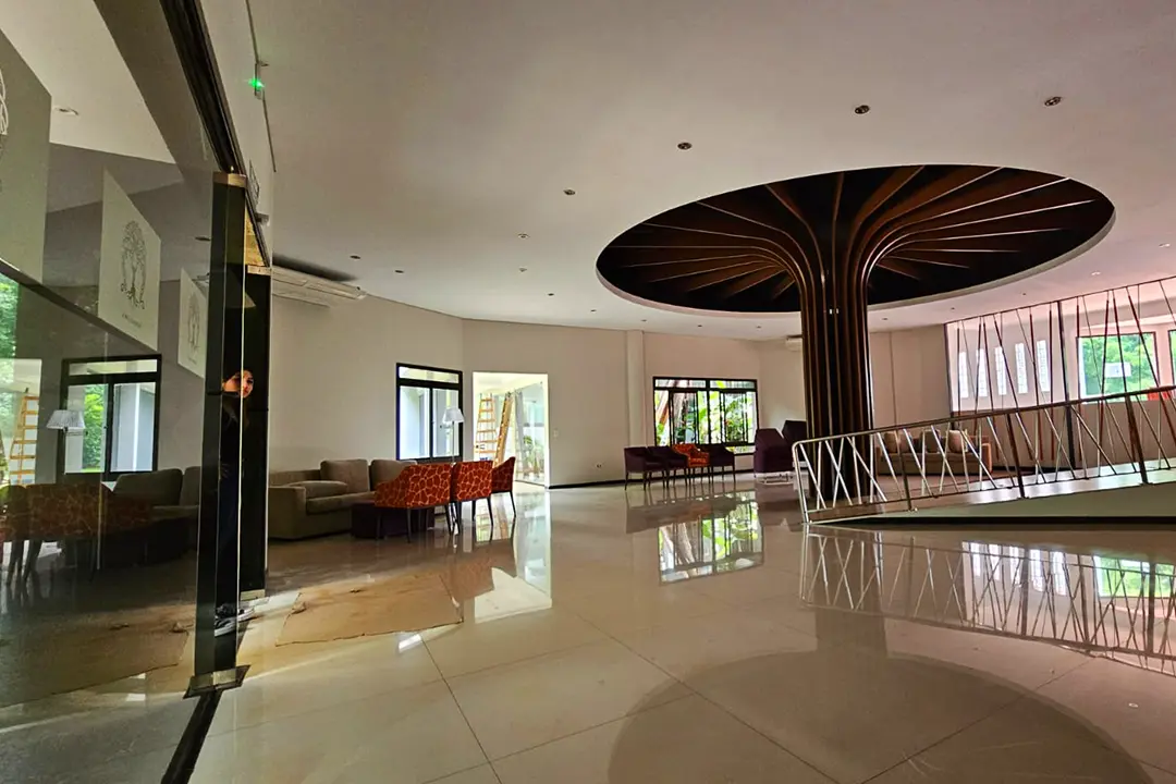 ñamandu-guazu-hall