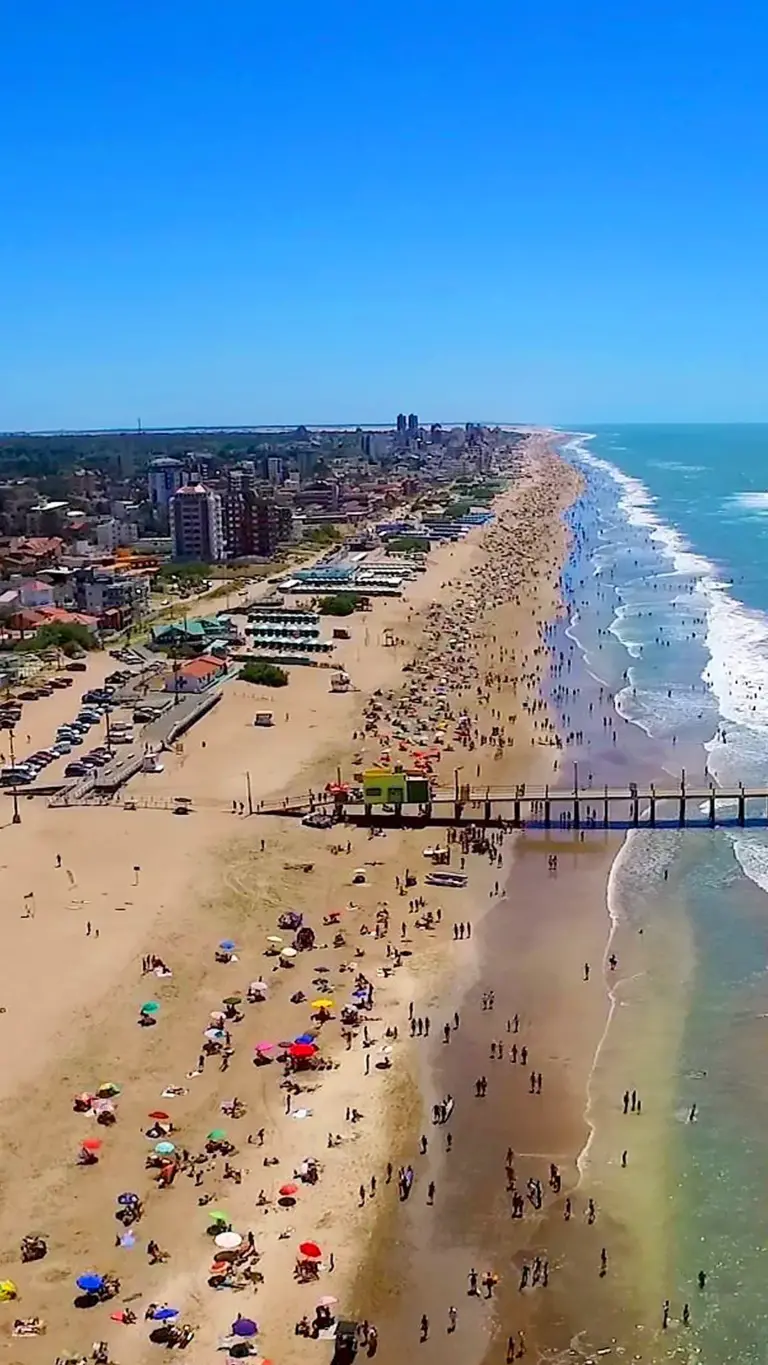 Villa Gesell en Bus: Villa gesell pinamar pampas portada