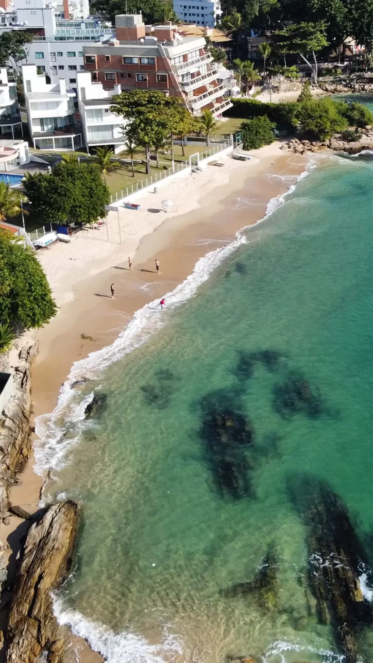 Bombinhas en Bus: Bombinhas por tierra portada
