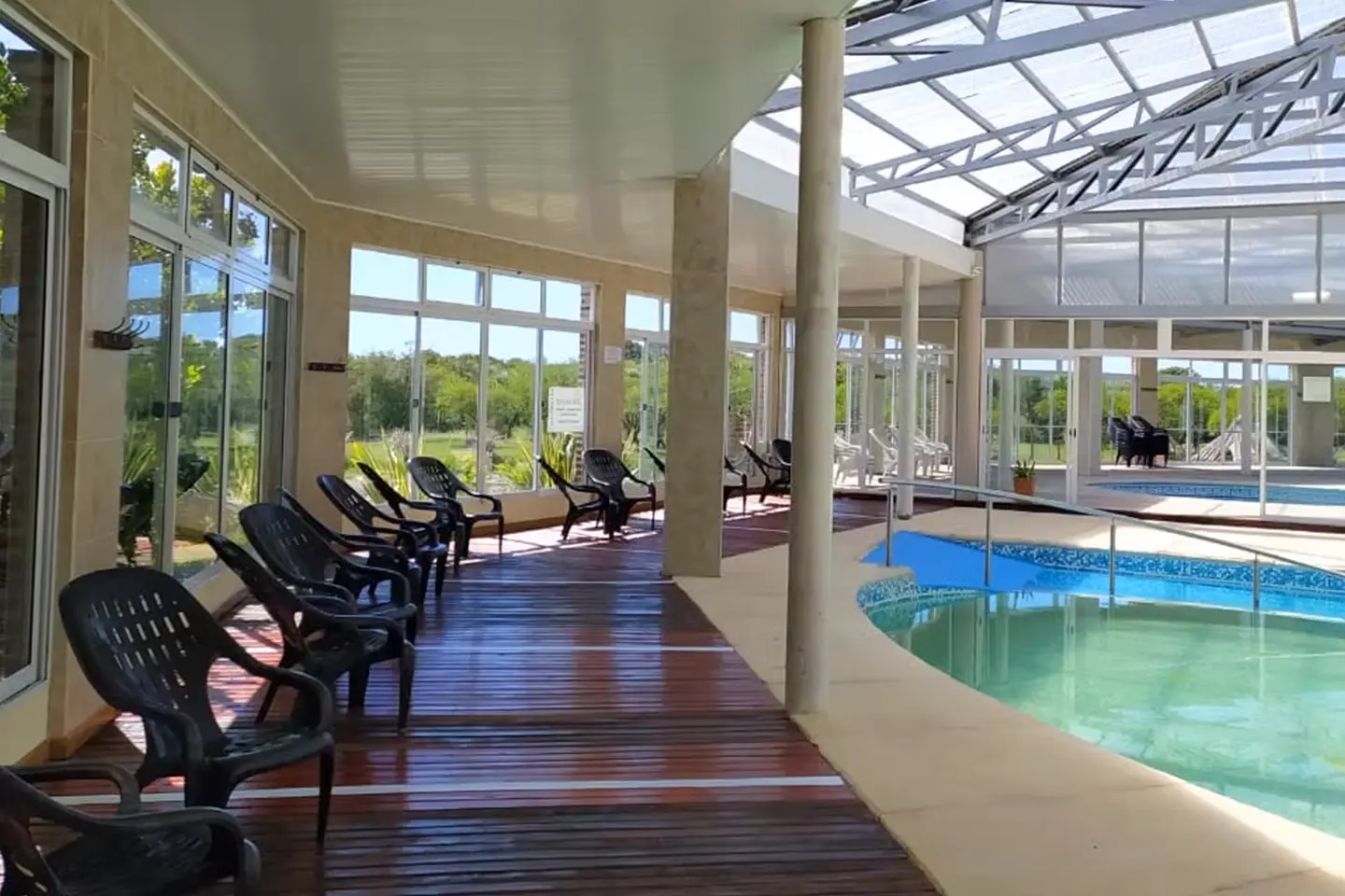 termas-guaychu-climatizada