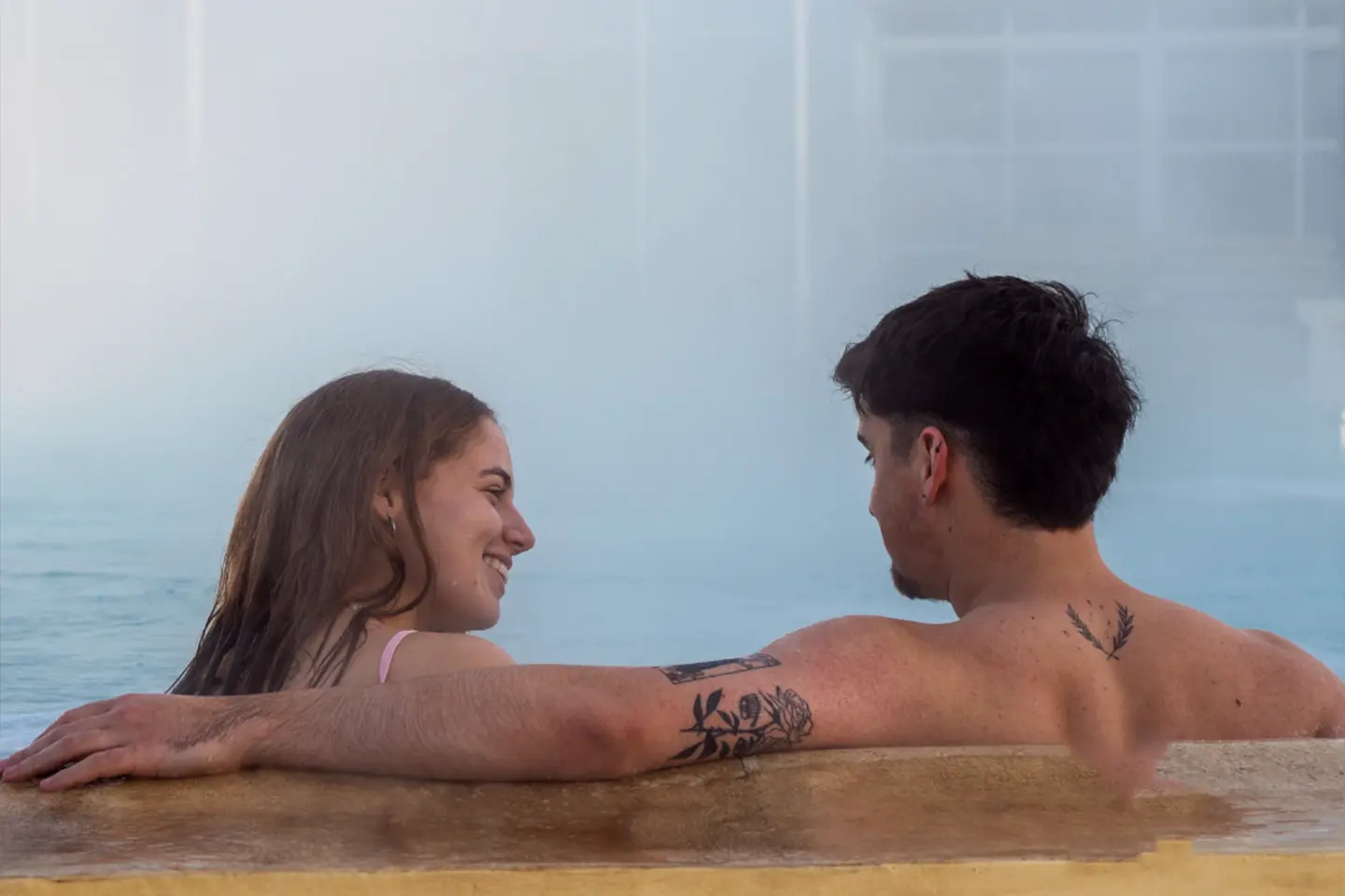 termas-villa-elisa-pareja