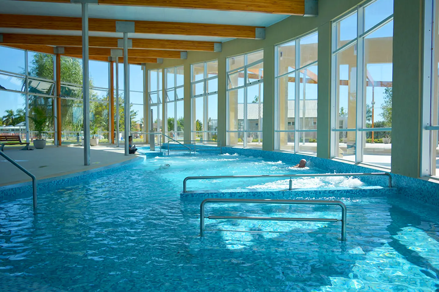 termas-villa-elisa-piscina