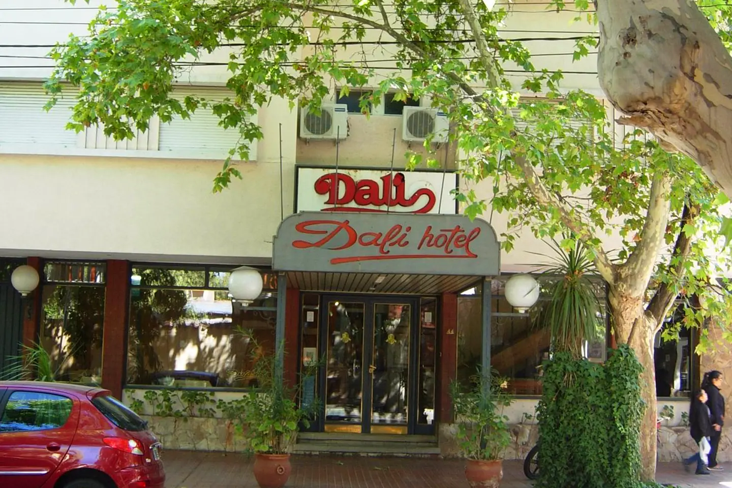 hotel-dali-entrada