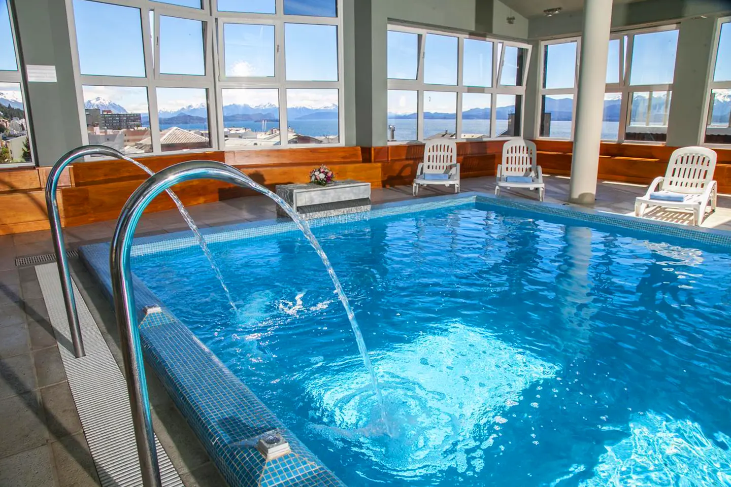 hotel-monte-claro-pileta