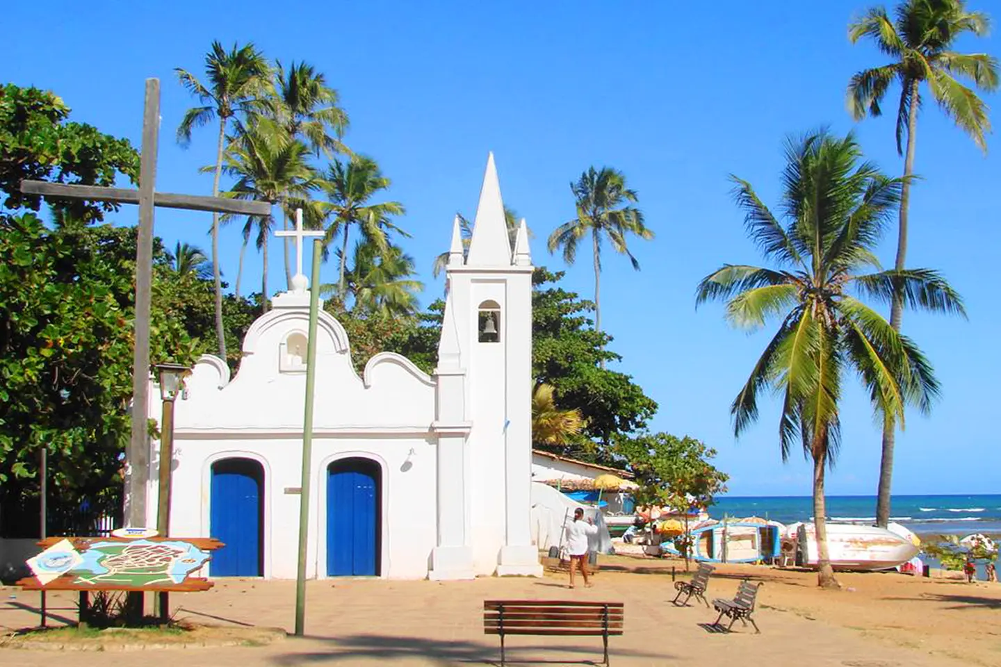 praia-do-forte-iglesia